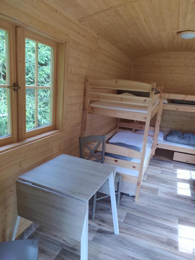 Maringotka Hotel Tábor Eksteriør billede